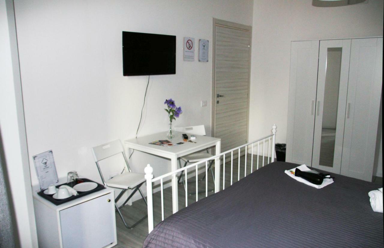 Del Toscano Home Catania Bagian luar foto