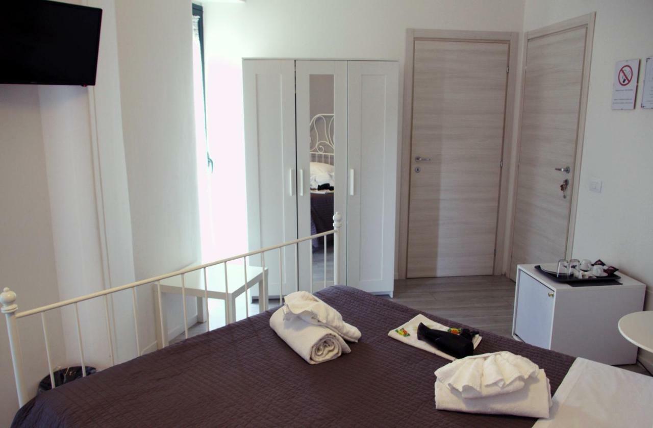 Del Toscano Home Catania Bagian luar foto